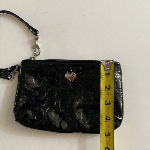 Coach Bag Signature Patent Glossy F49562 Wristlet Pouch Black - Picture 9 of 15